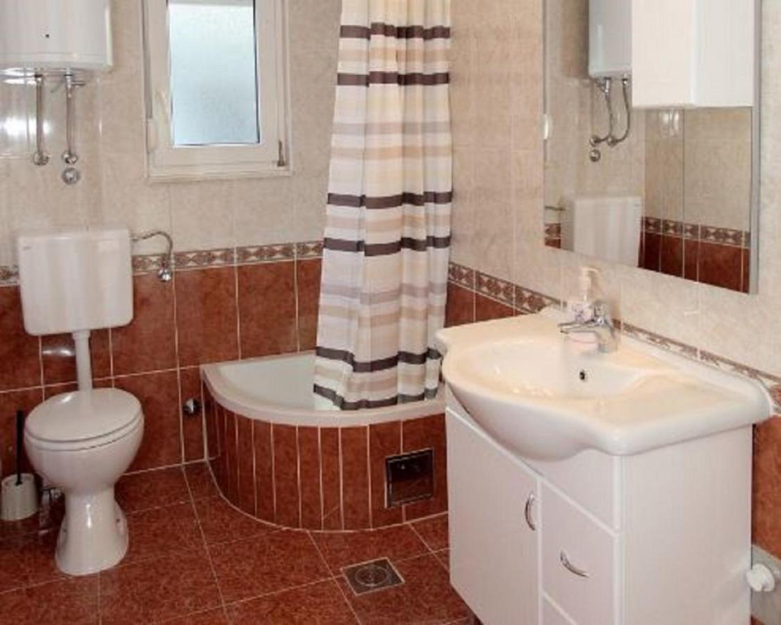 Apartments Maja - Sea View Трогир Экстерьер фото