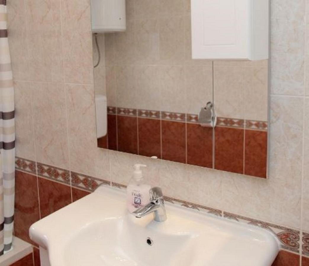 Apartments Maja - Sea View Трогир Экстерьер фото