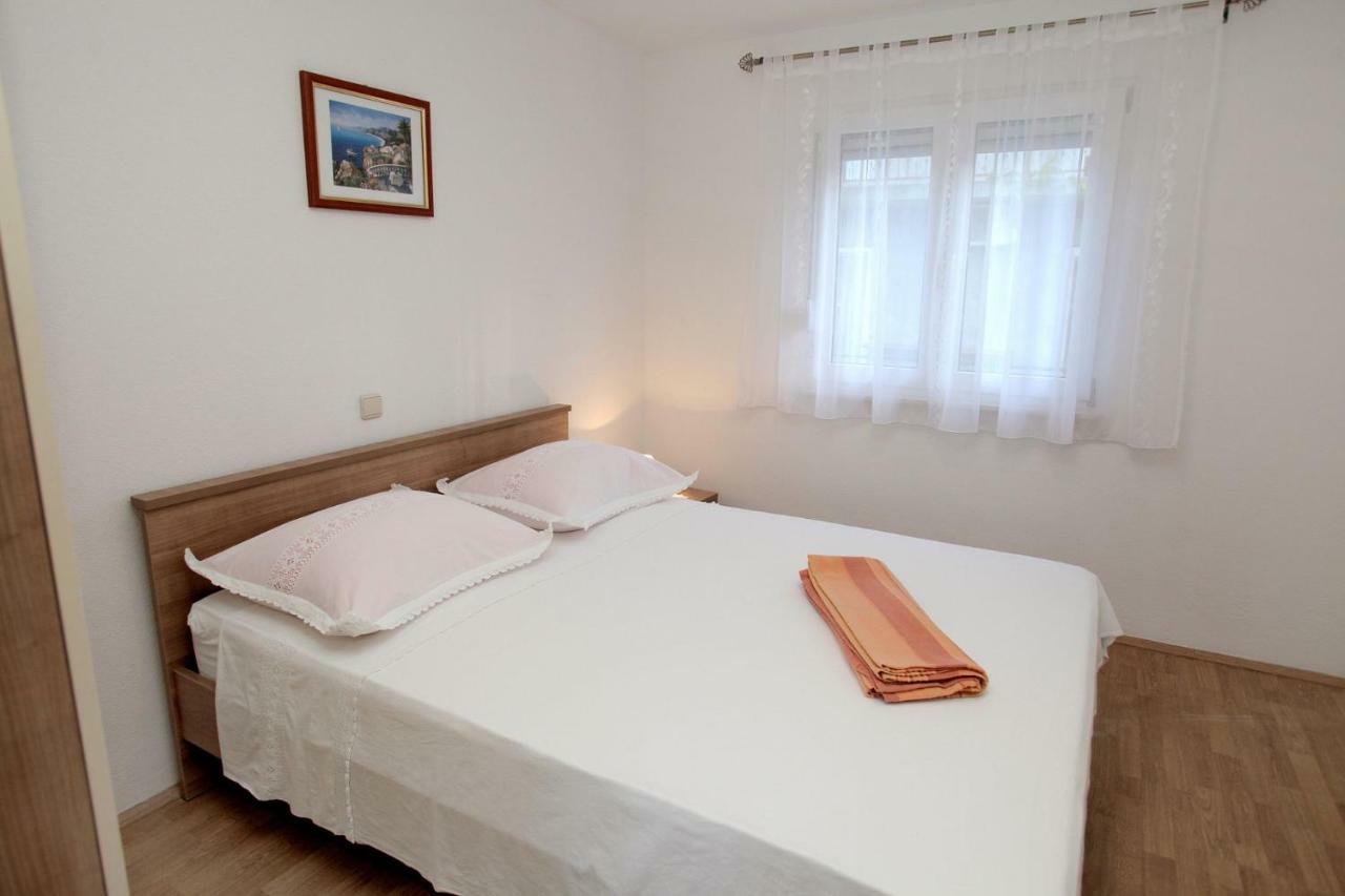 Apartments Maja - Sea View Трогир Экстерьер фото